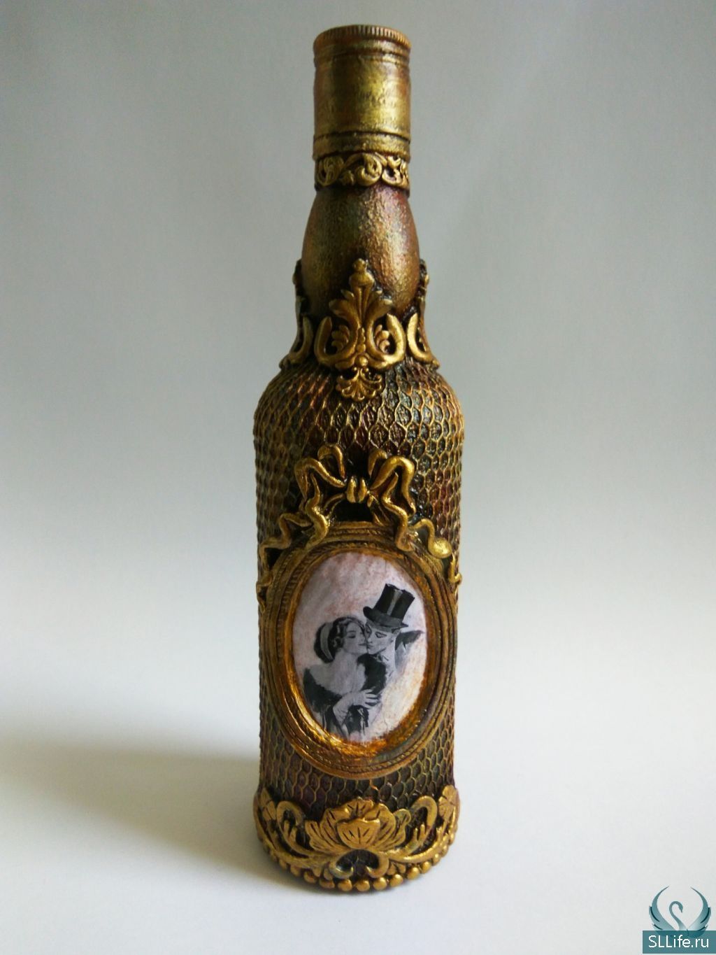 Бутылка декоративная "Amor".